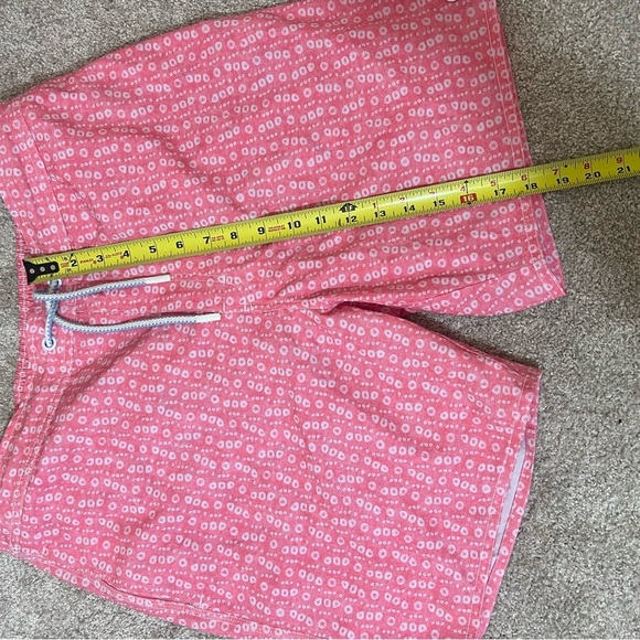 Johnnie-O Marco Swim Trunks 7" Pockets Mesh Lined Azalea Coral Pink Men’s Sz L - Picture 8 of 9